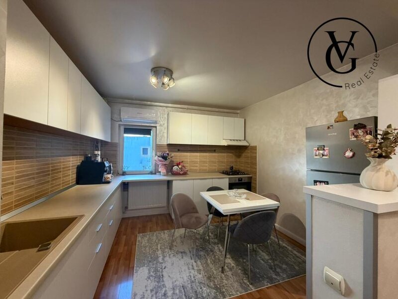 Sebastian Apartament 3 camere Renovat